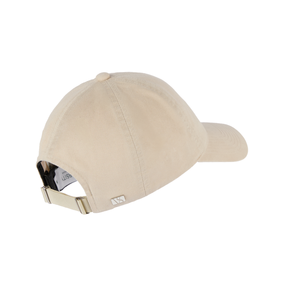 Legacy Soft Washed Cotton Light Beige caps fra Varsity, bakside med justerbar stropp