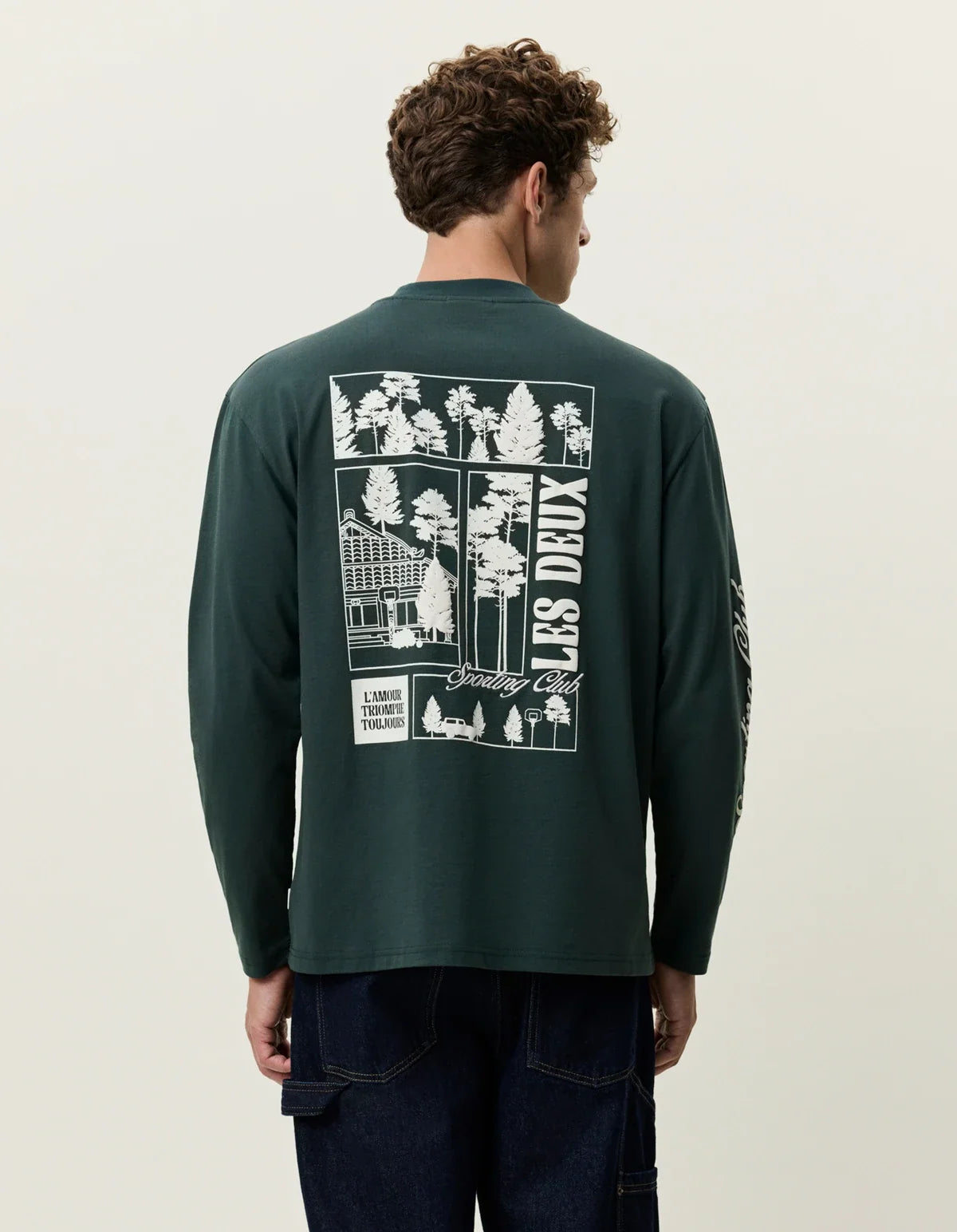 Woods LS T-Shirt Darkest Spruce Green - modell