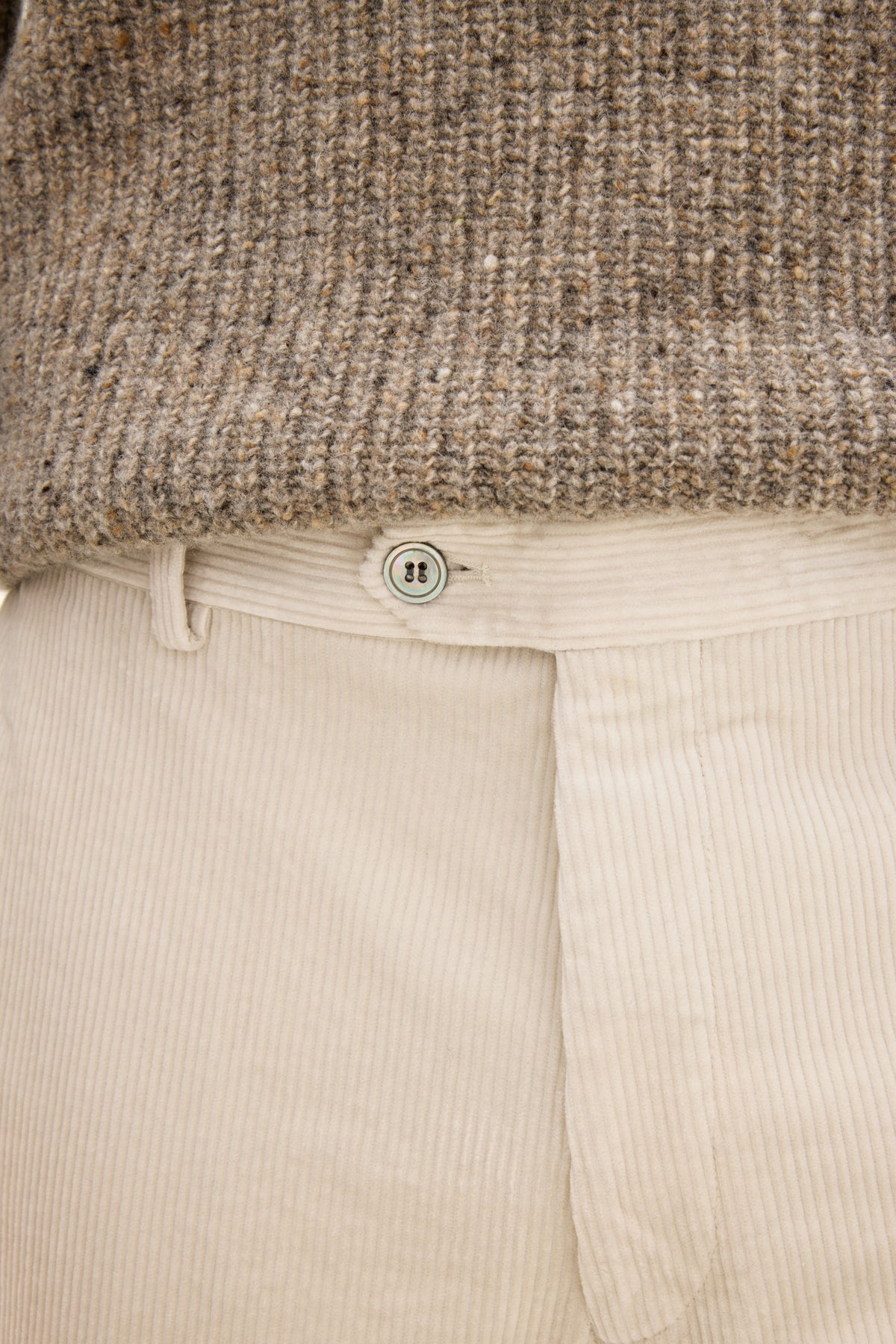 Oscar Jacobson Dandy Trousers Corduroy Creme White - detalj