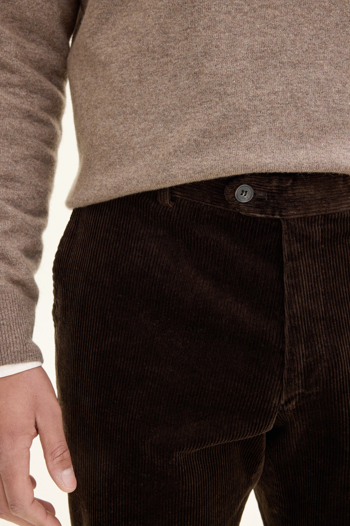 Oscar Jacobson Dandy Trousers Corduroy Dark Brown - detalj