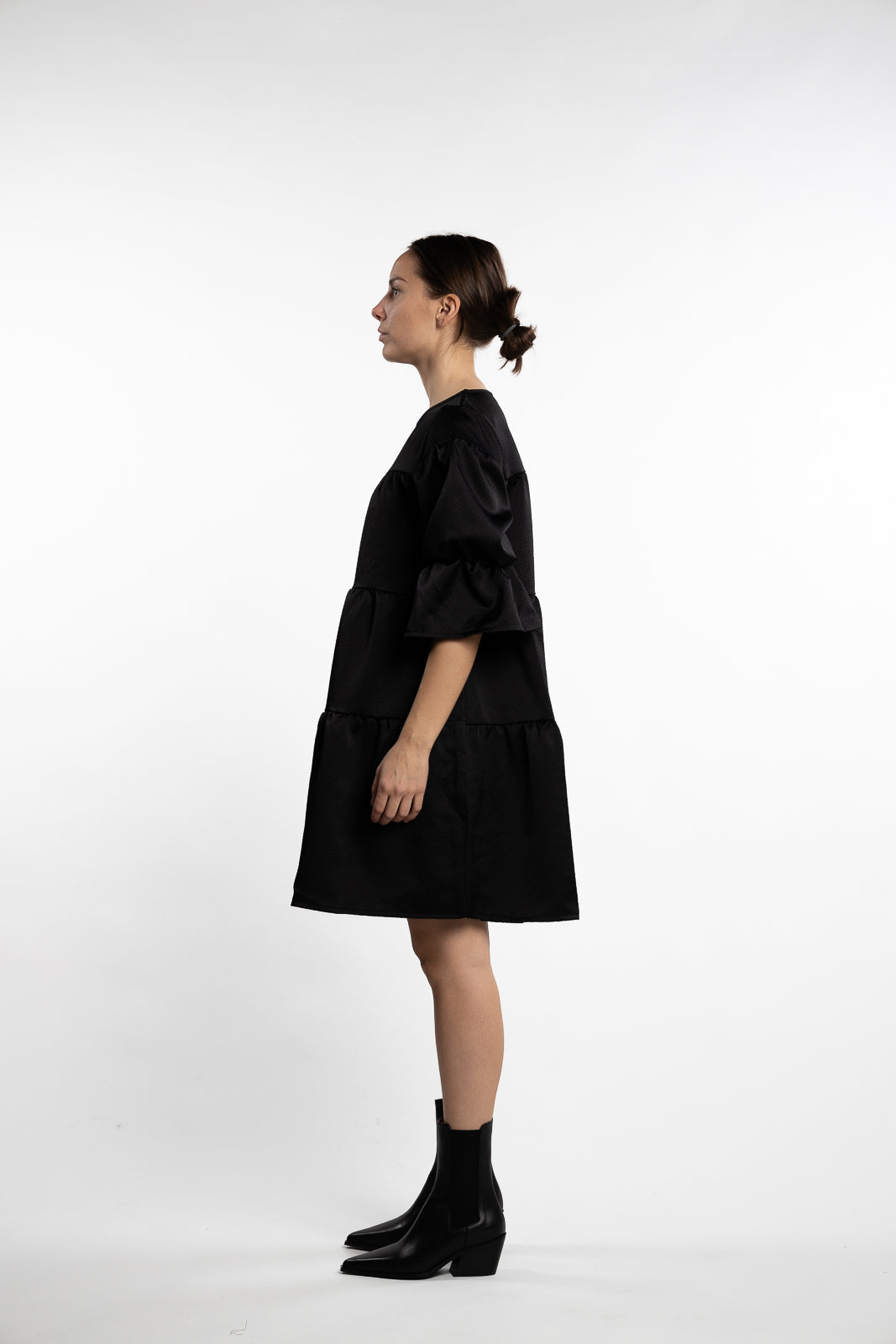 Vesta Dress- Black