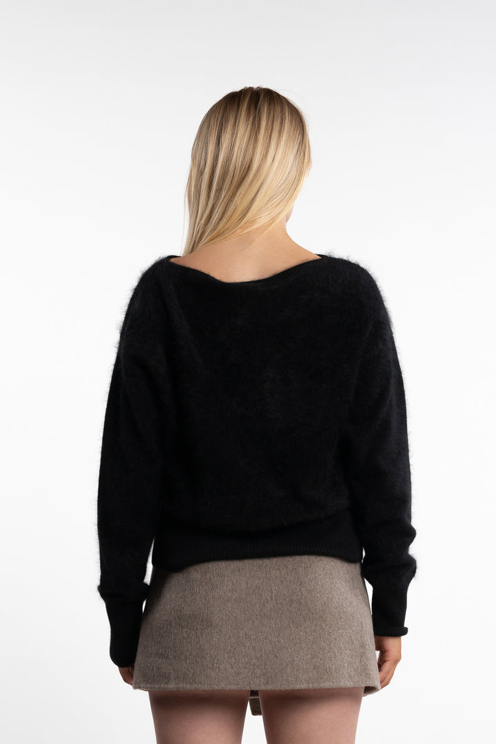 Cloud Knit- Black