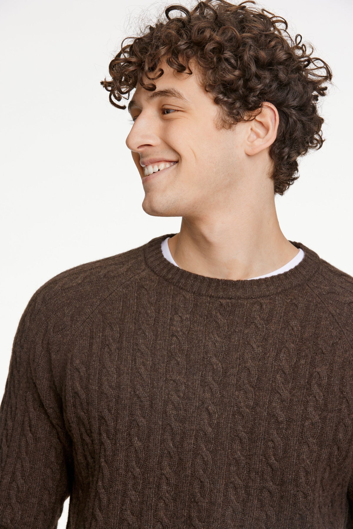 Lambswool Raglan Cable O-Neck Dk Brown Mel
