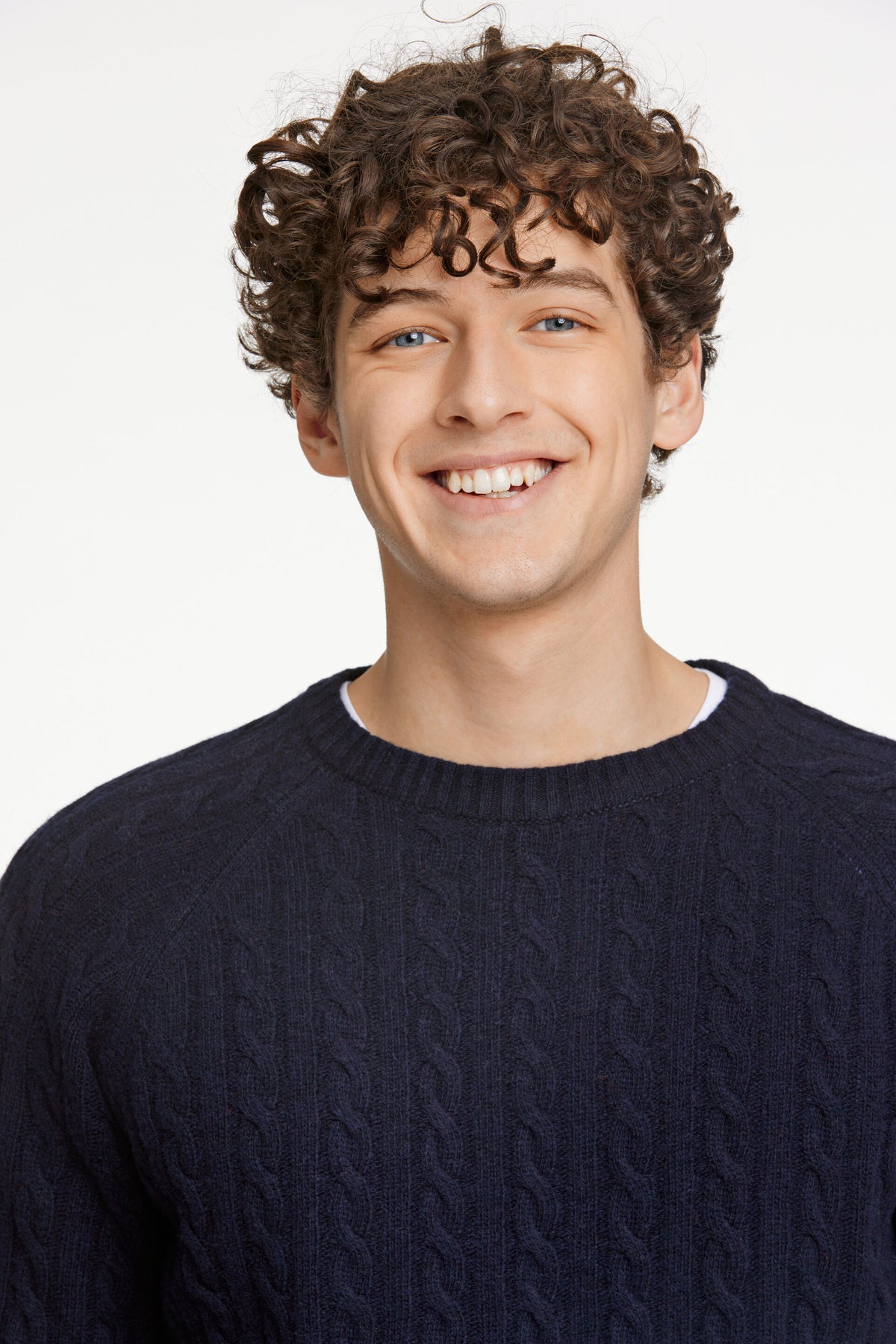 Lambswool Raglan Cable O-Neck Navy