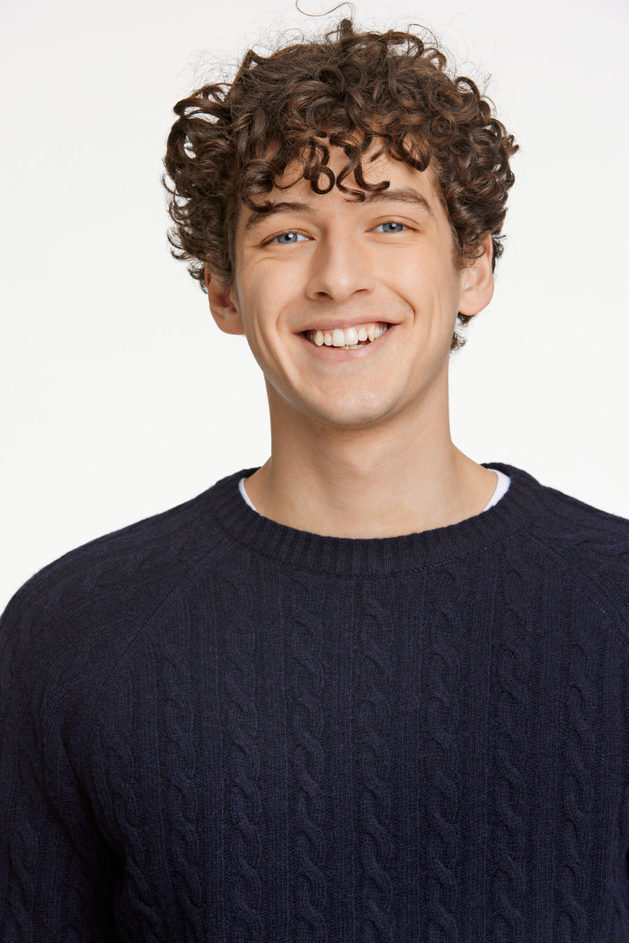 Lambswool Raglan Cable O-Neck Navy