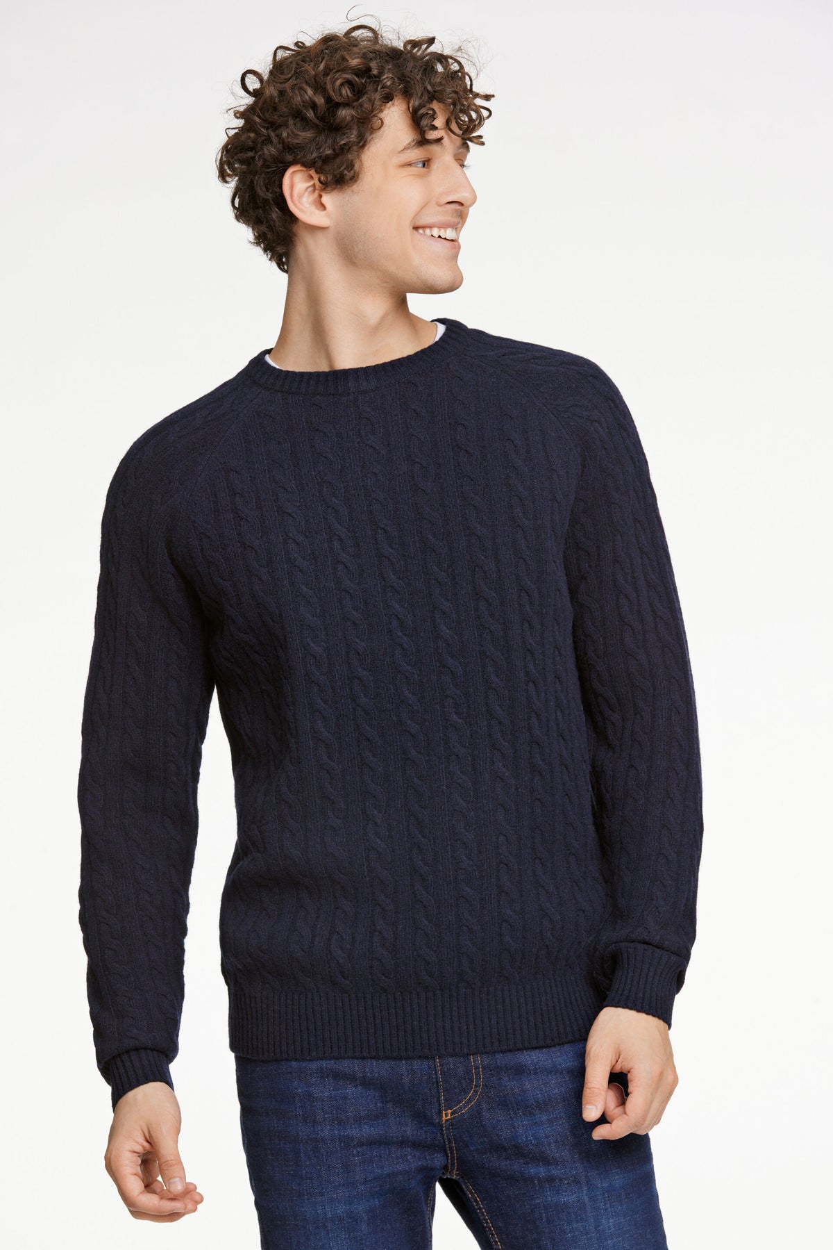Lambswool Raglan Cable O-Neck Navy