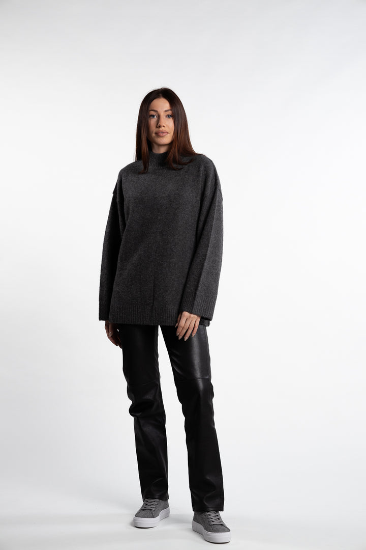 Saceleste Sweater 14939- Black Oyster