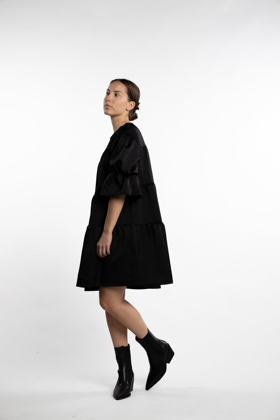 Vesta Dress- Black