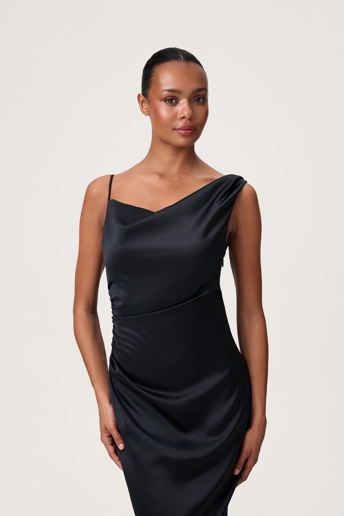 Adoore Almeria Dress Black - modellbilde