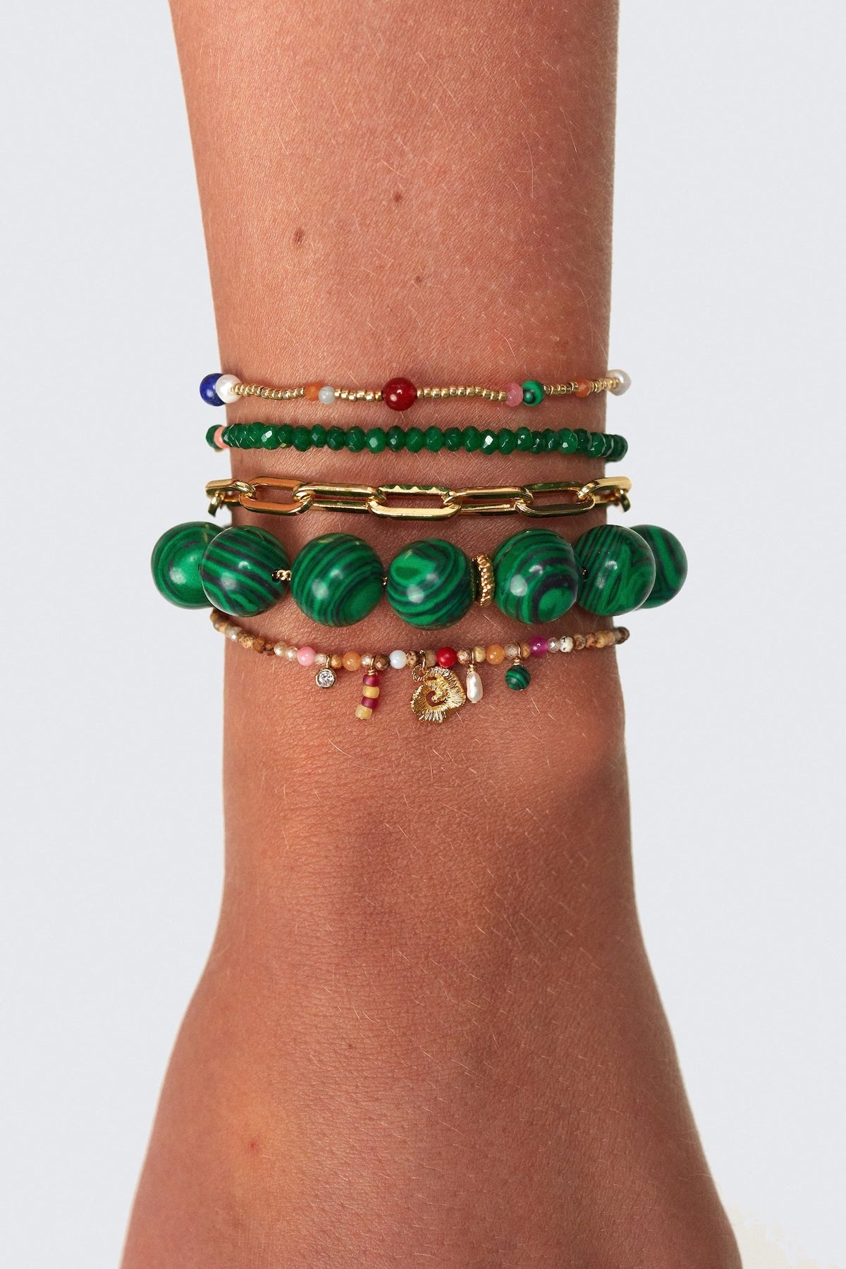 Malachite Dreams Bracelet - Holly Green, modellbilde
