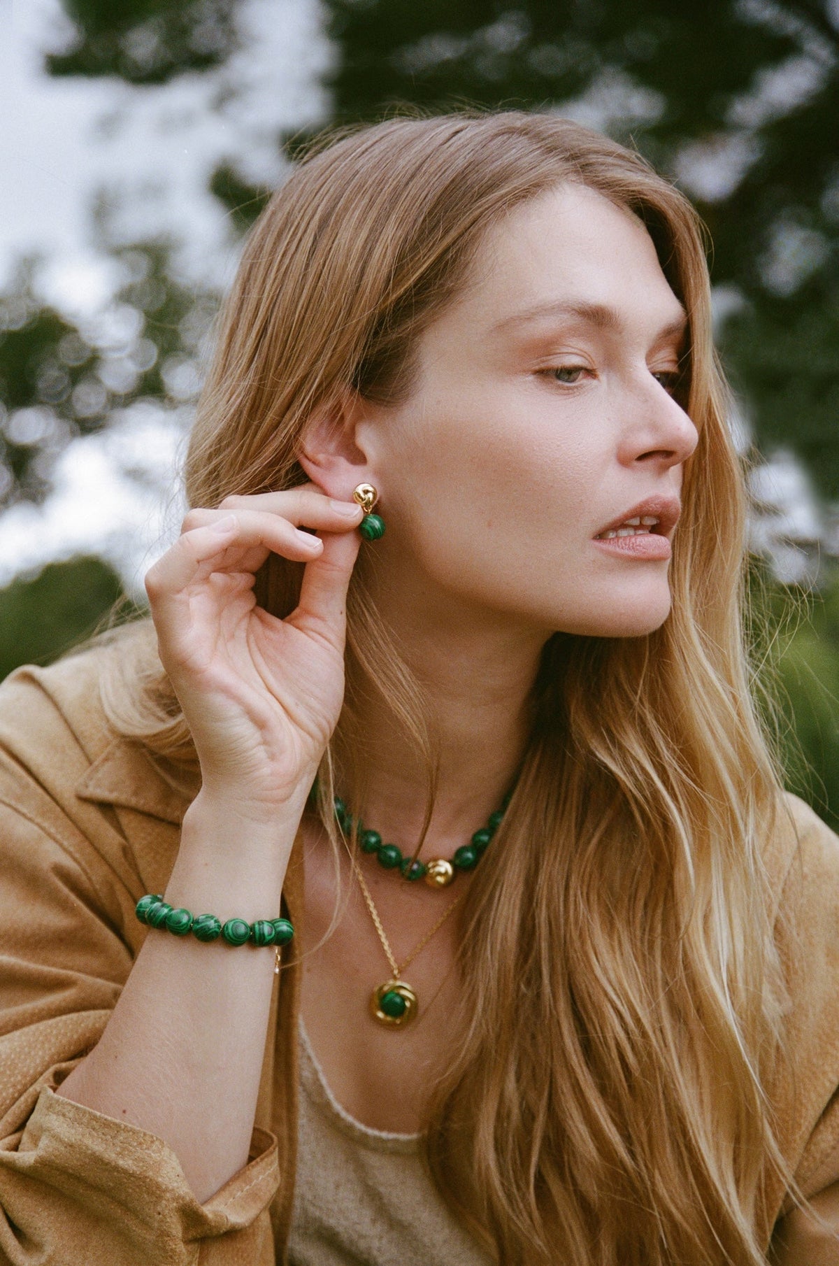 Malachite Dreams Bracelet - Holly Green, modellbilde