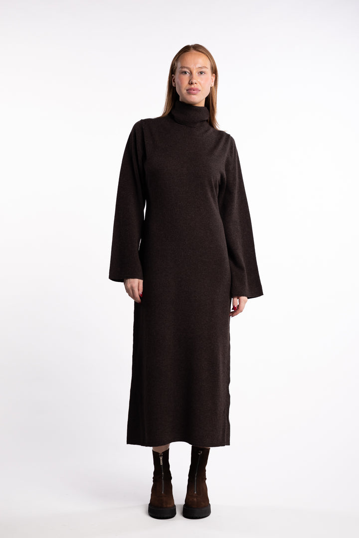 Turtleneck Touloun Maxi Dress- Coffee