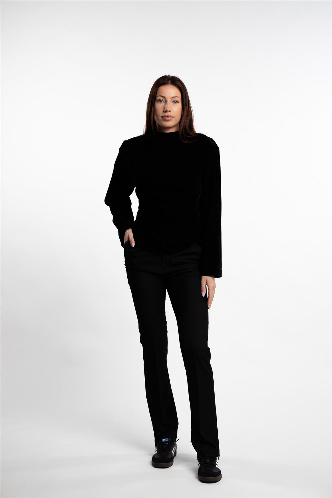 Jet Top Velvet- Black