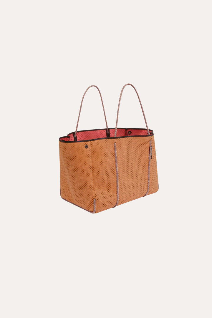 Escape Tote- Peach Haze Guava