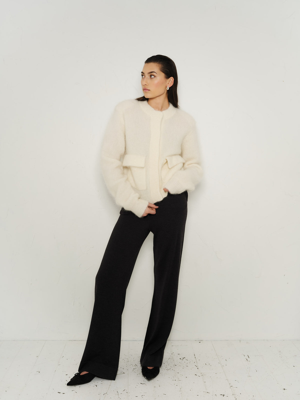 Nina Merino Pants Black - modellbilde
