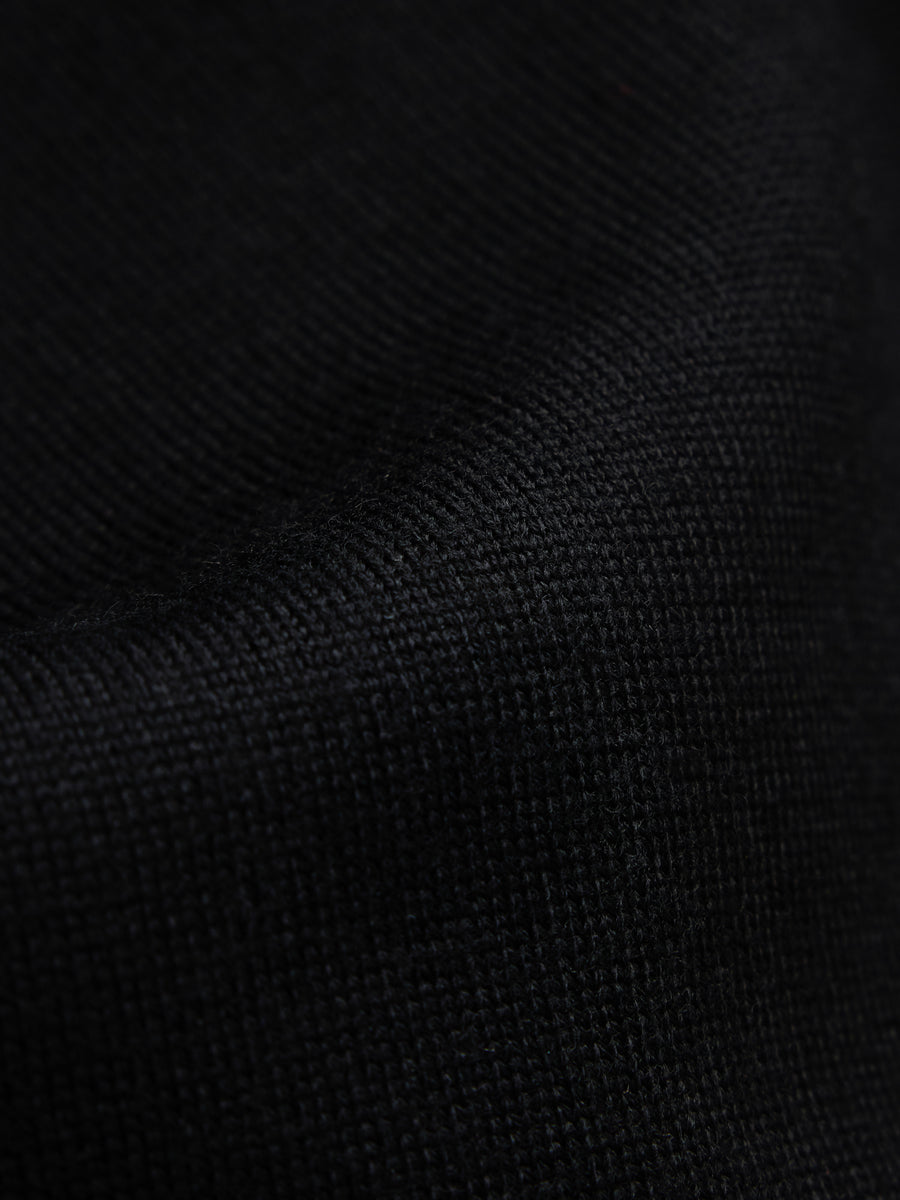Nina Merino Pants Black - closeup