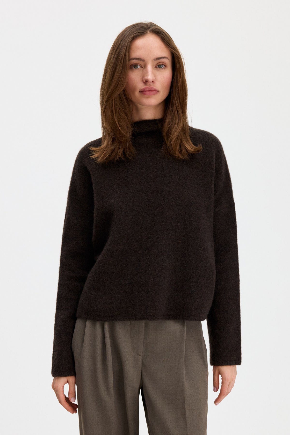Mika Yak Funnelneck Sweater Golden Brown