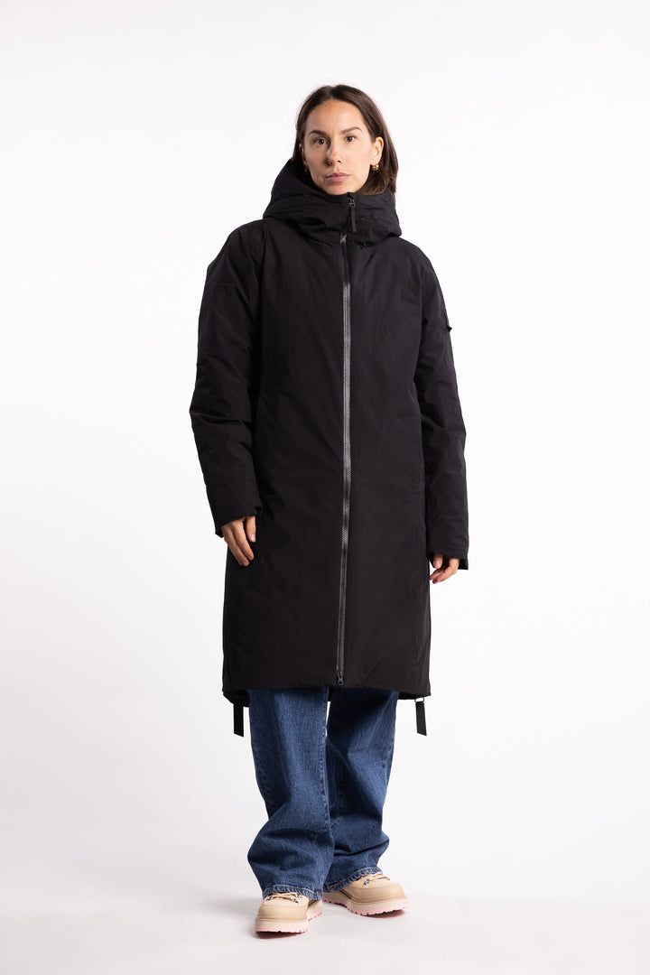 Bjorli Down Coat- Black