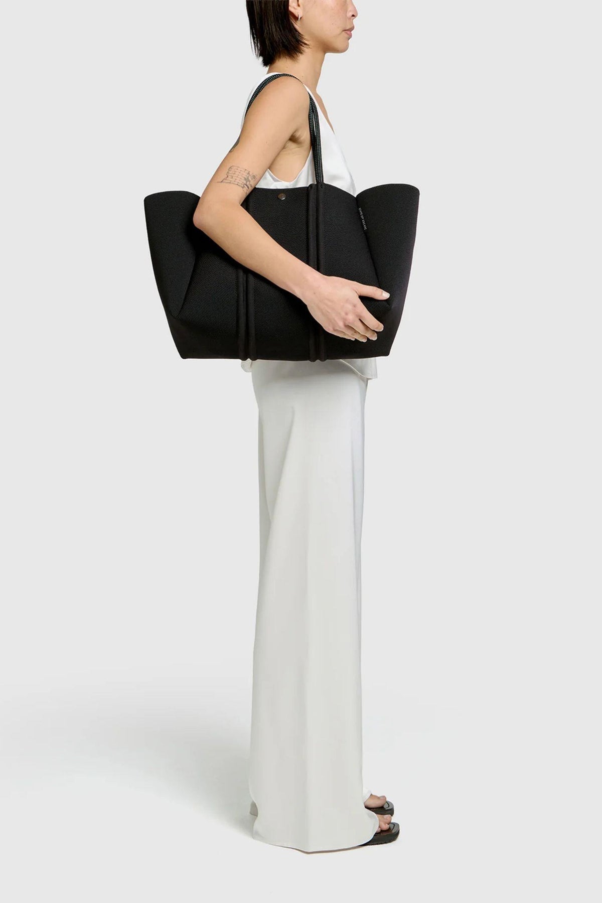Meridian Large Tote- Black