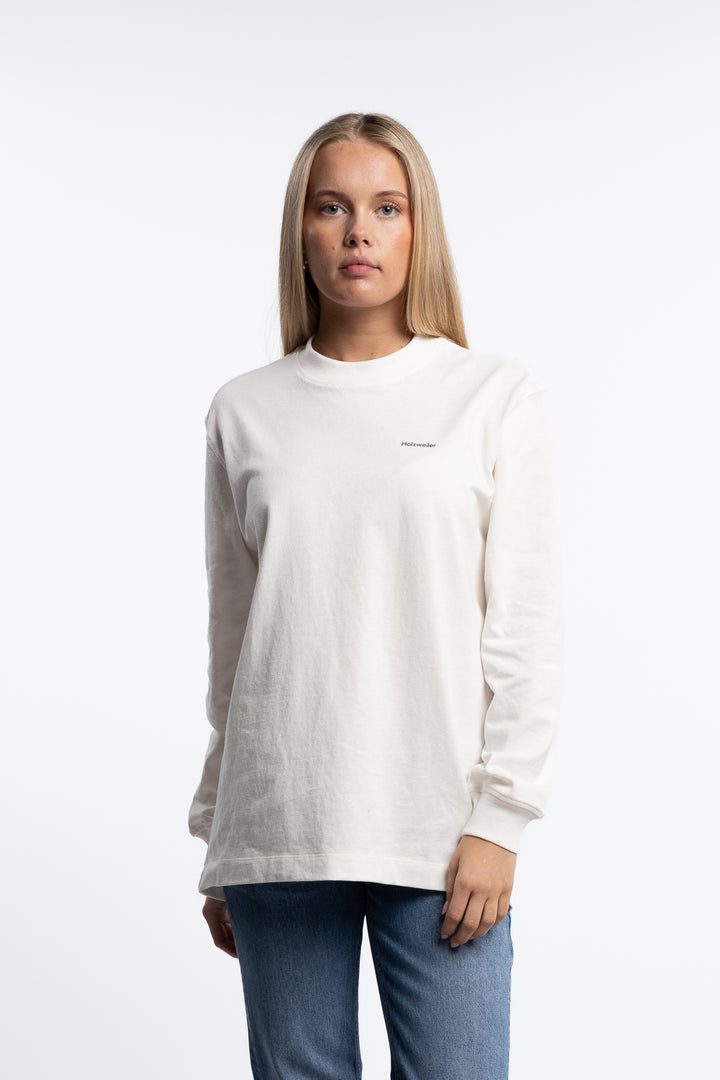 W. Relaxed LS- White
