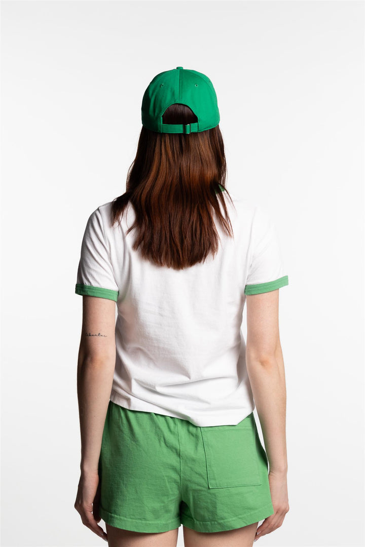 Serif Logo Ringer-Tee- White/Verde