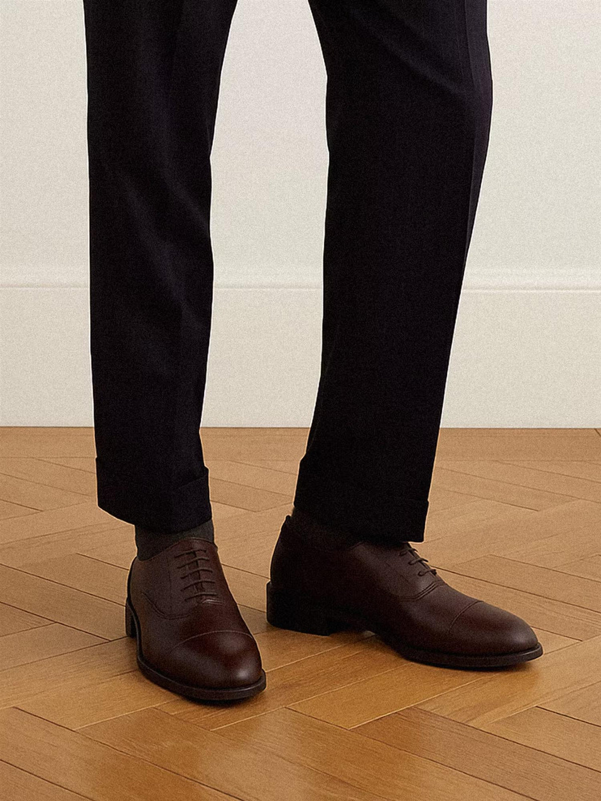 Ascona Dark Brown