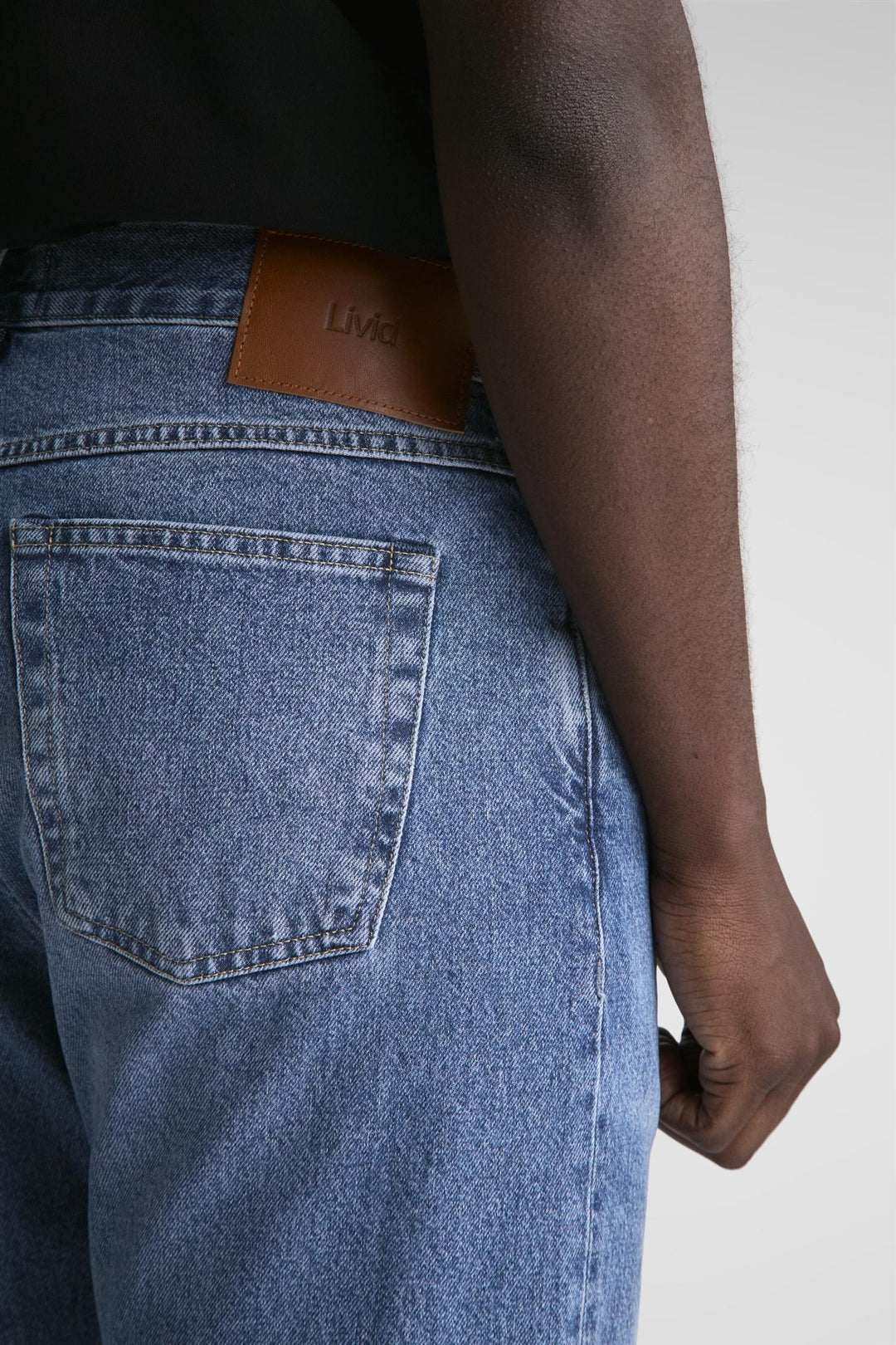 Kai Relaxed Tapered Fit Jeans Japan New Blue