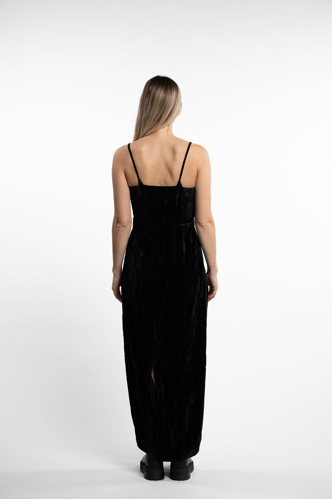 Cygnet Velvet Dress- Black