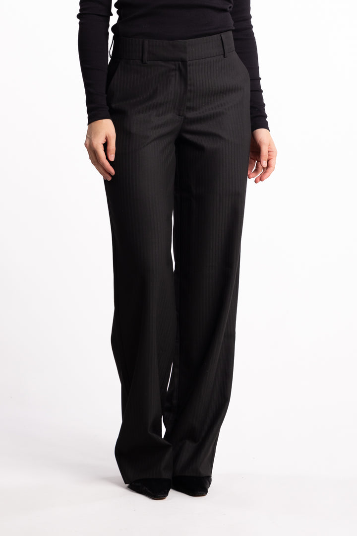 DenaFV 096 - Raven Jacquard Stripe