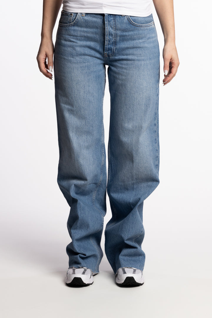 Hugh Jeans-  Panama Blue