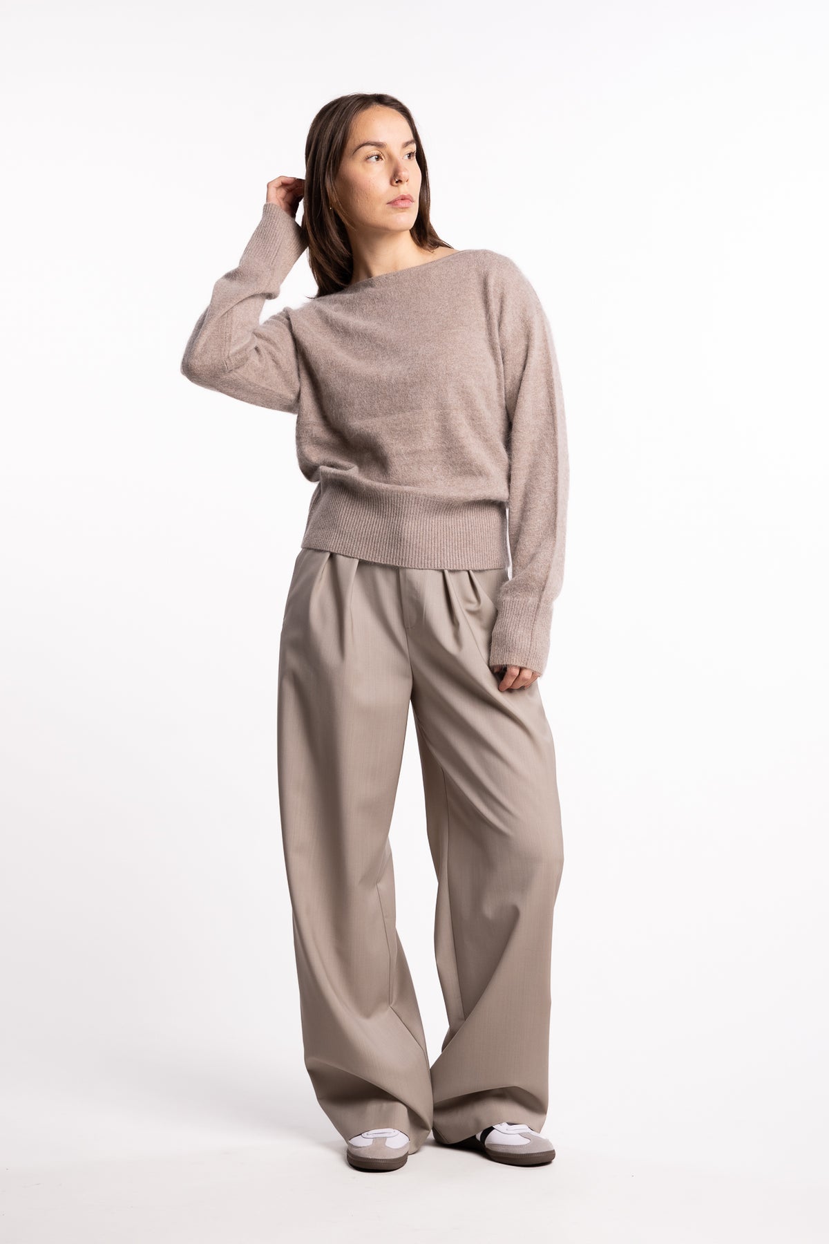 Cloud Knit- Taupe