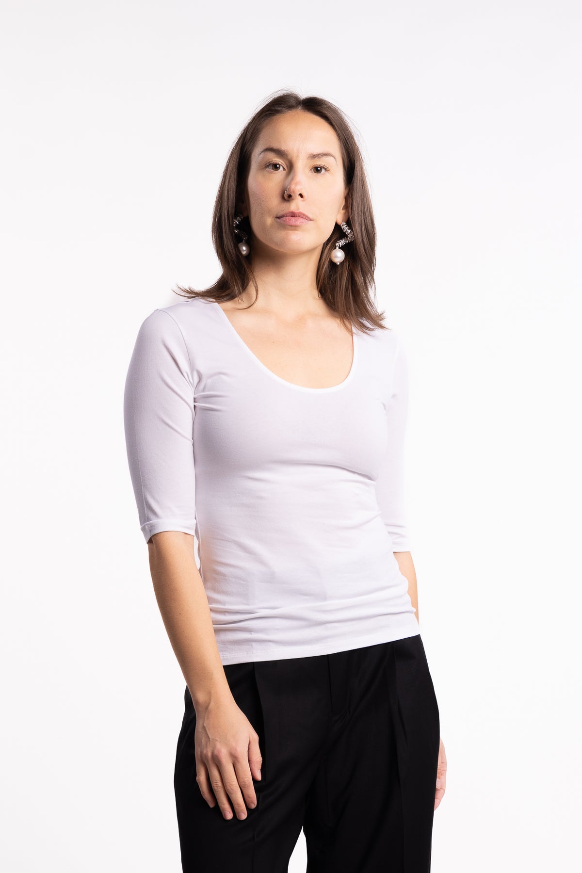 Cotton Stretch Scoop Neck Top- White