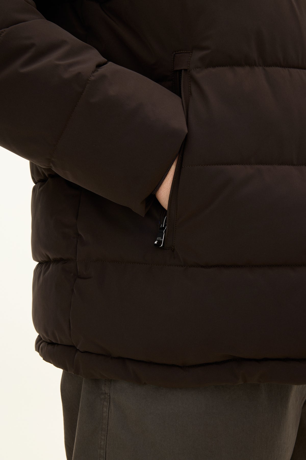 Hooded Puffer Jacket Terra Brown - detaljbilde