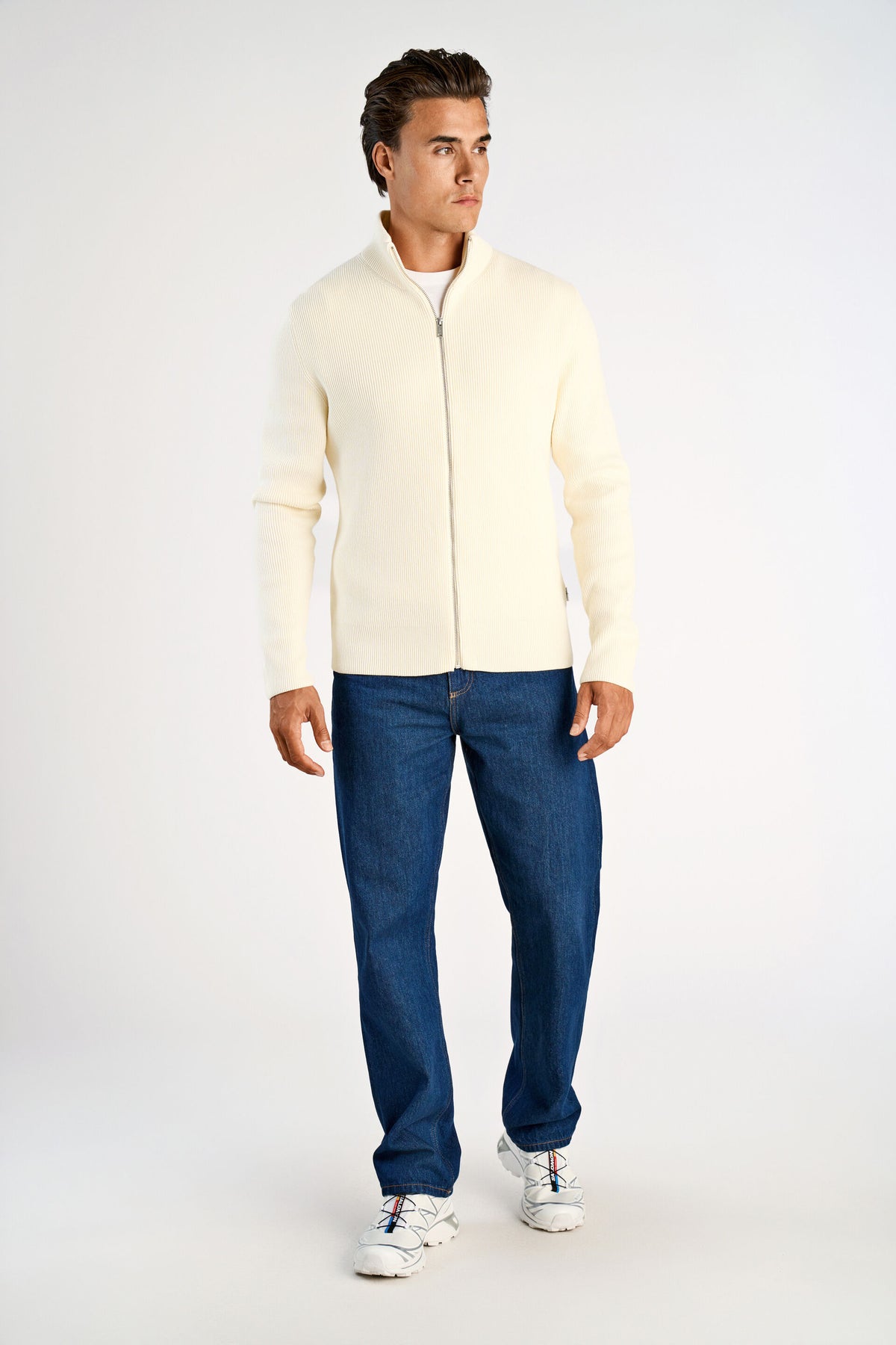 Knitted Zip Cardigan Pearl White - modellbilde