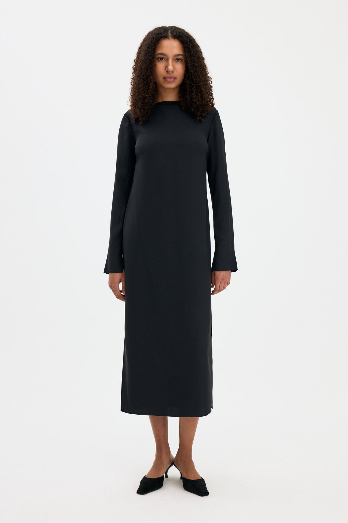 Naia Boatneck Dress Black - modellbilde