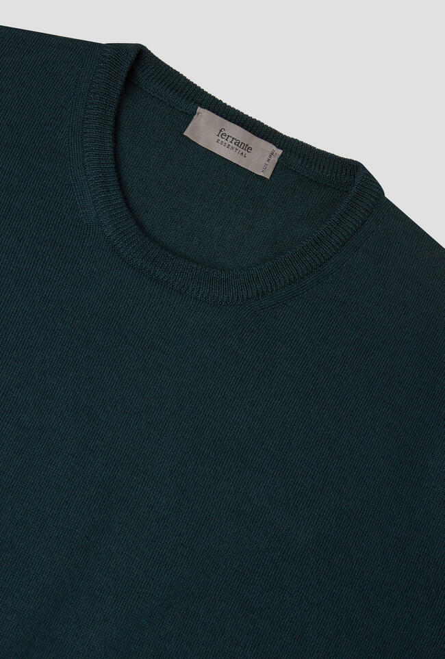 Crew Neck Merino Wool Sweater Dark Green – detalj