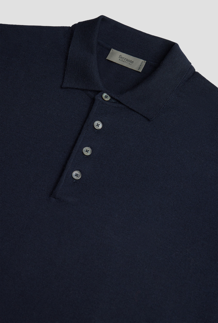 Merino Wool Polo Button Navy – bakvisning