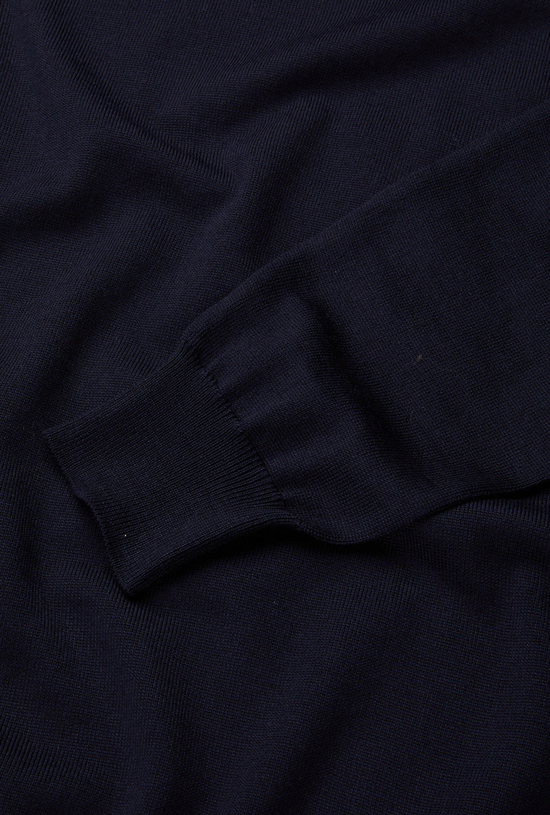 Merino Wool Turtleneck Navy – bakvisning