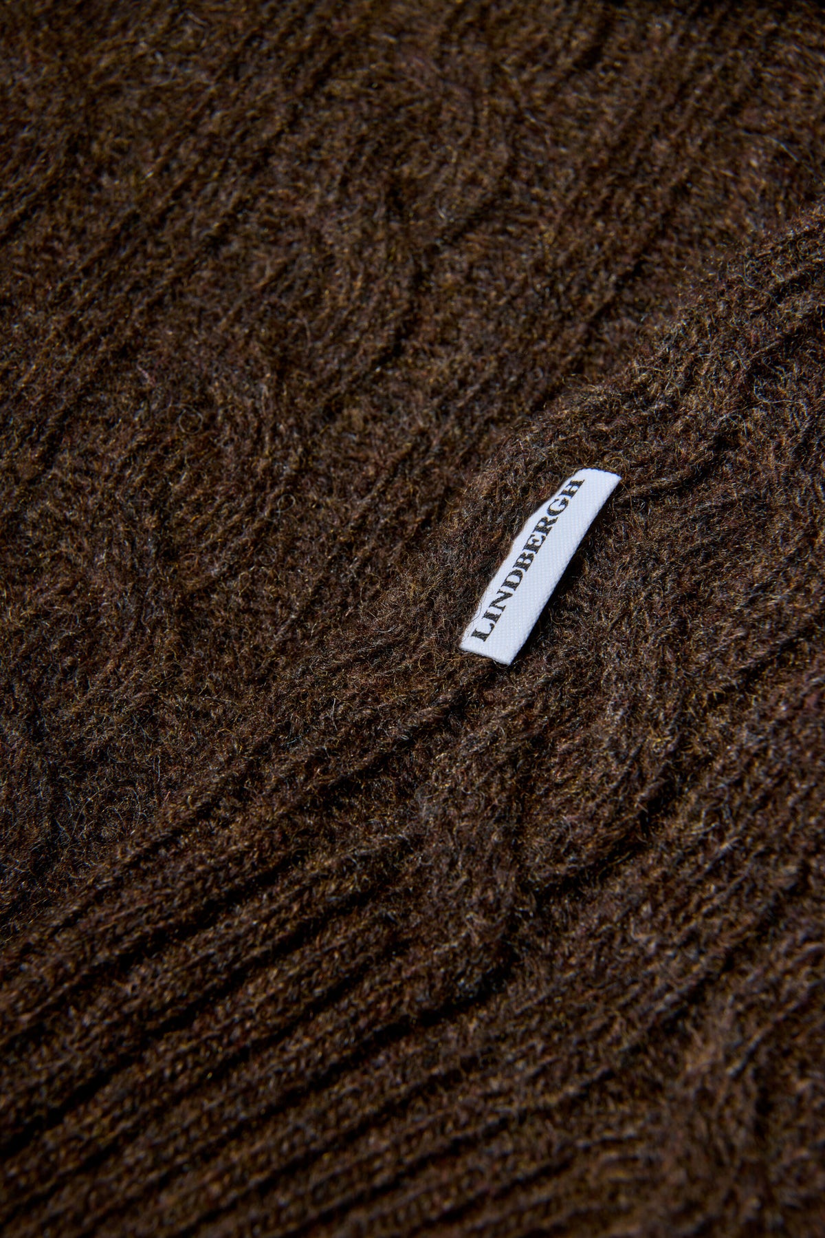 Lambswool Raglan Cable O-Neck Dk Brown Mel