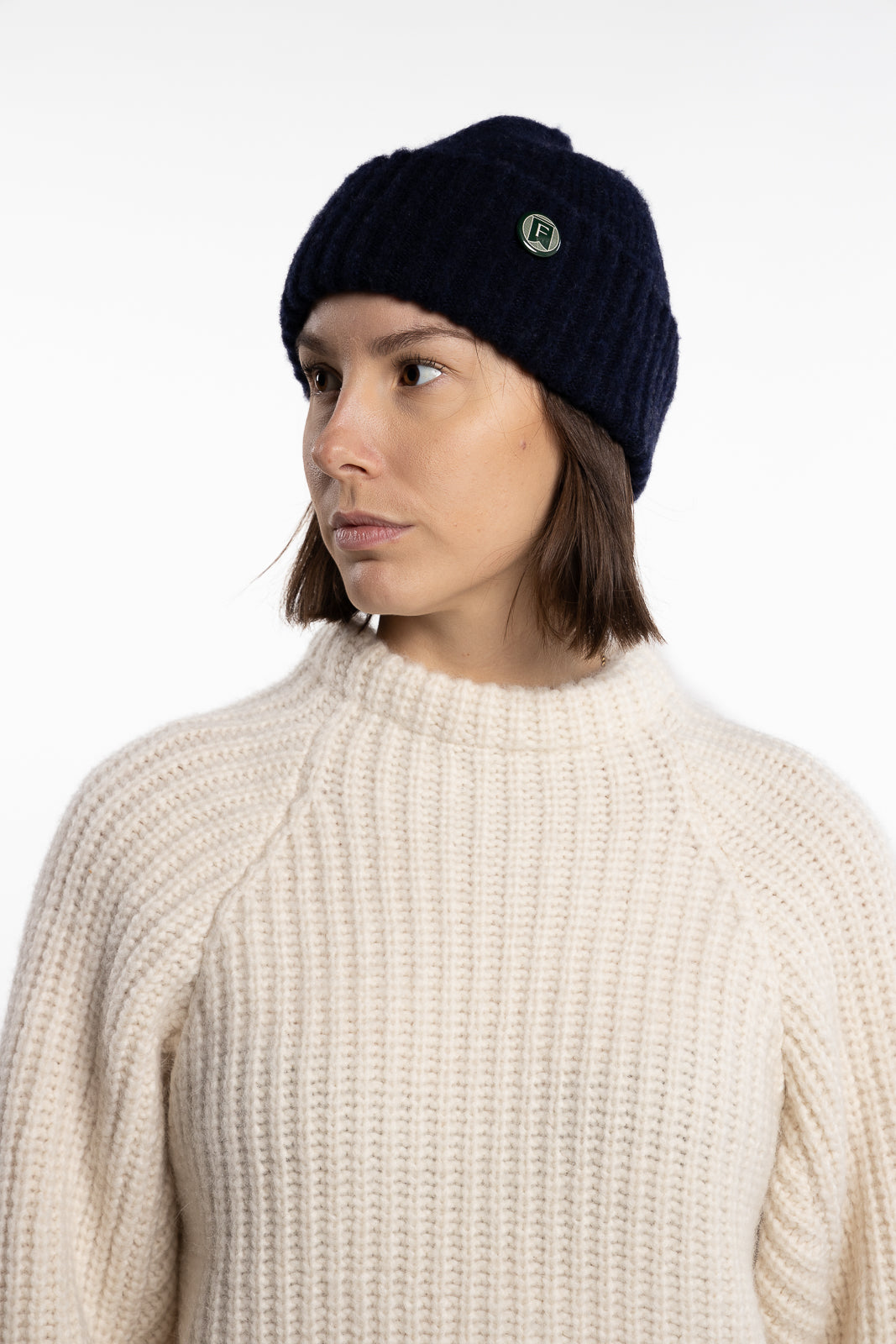 Shaggy Beanie Navy