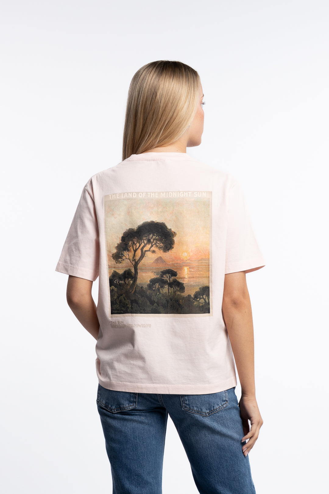 Kjerag National Tee- Lt. Pink