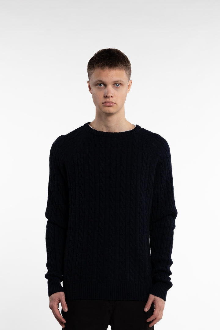 Lambswool Raglan Cable O-Neck Navy