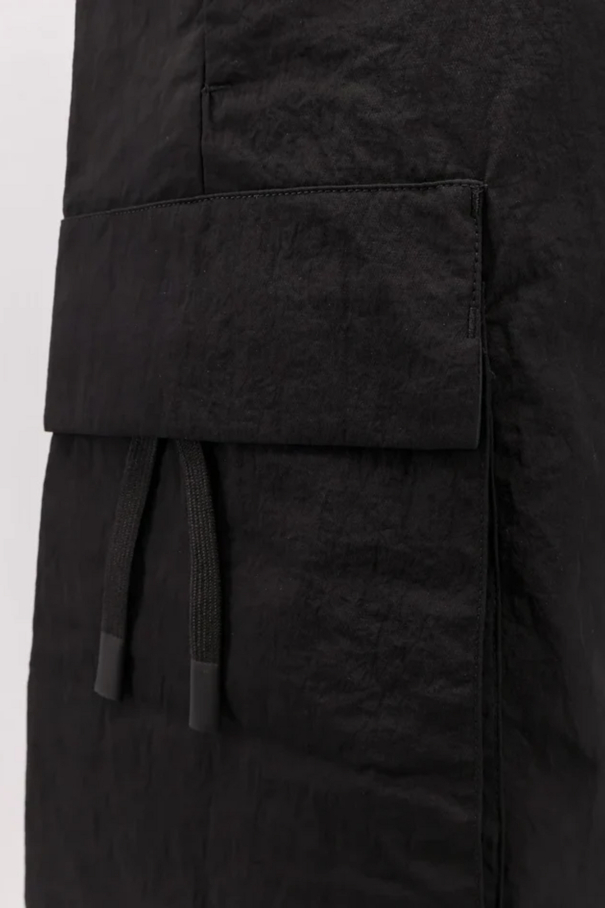 Laminar Bermuda Cargo Ultraleggero Black