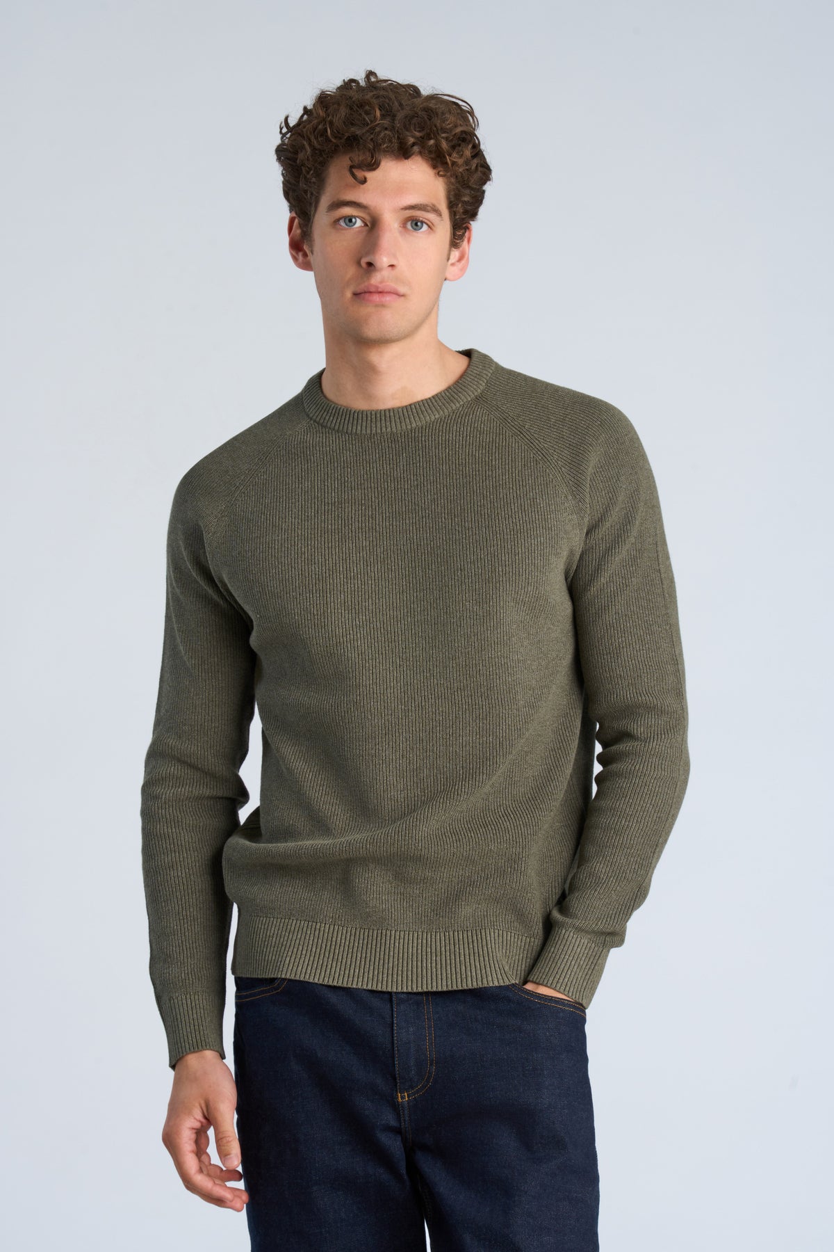 O-Neck Army - Model upper front