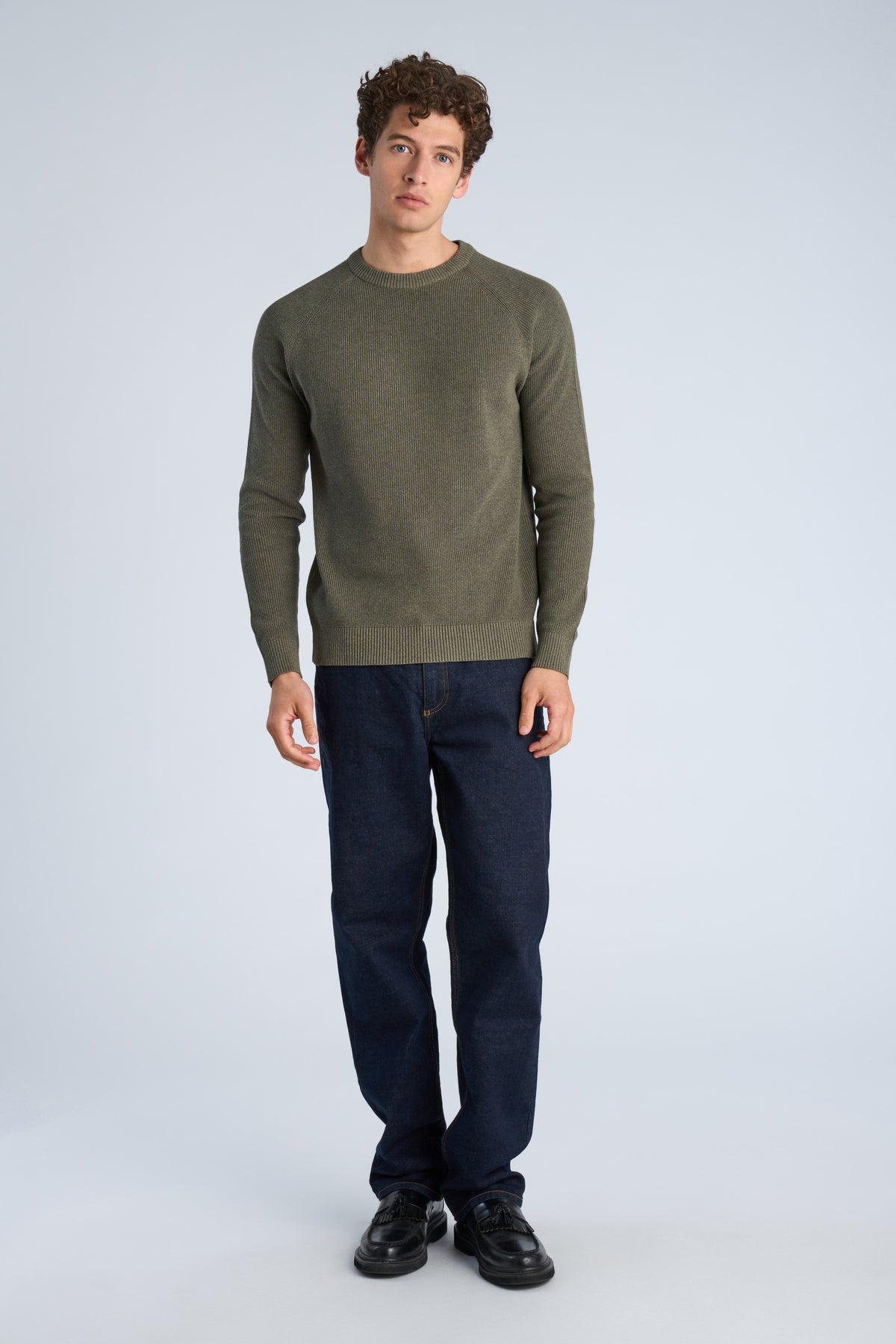 O-Neck Army - Model full body