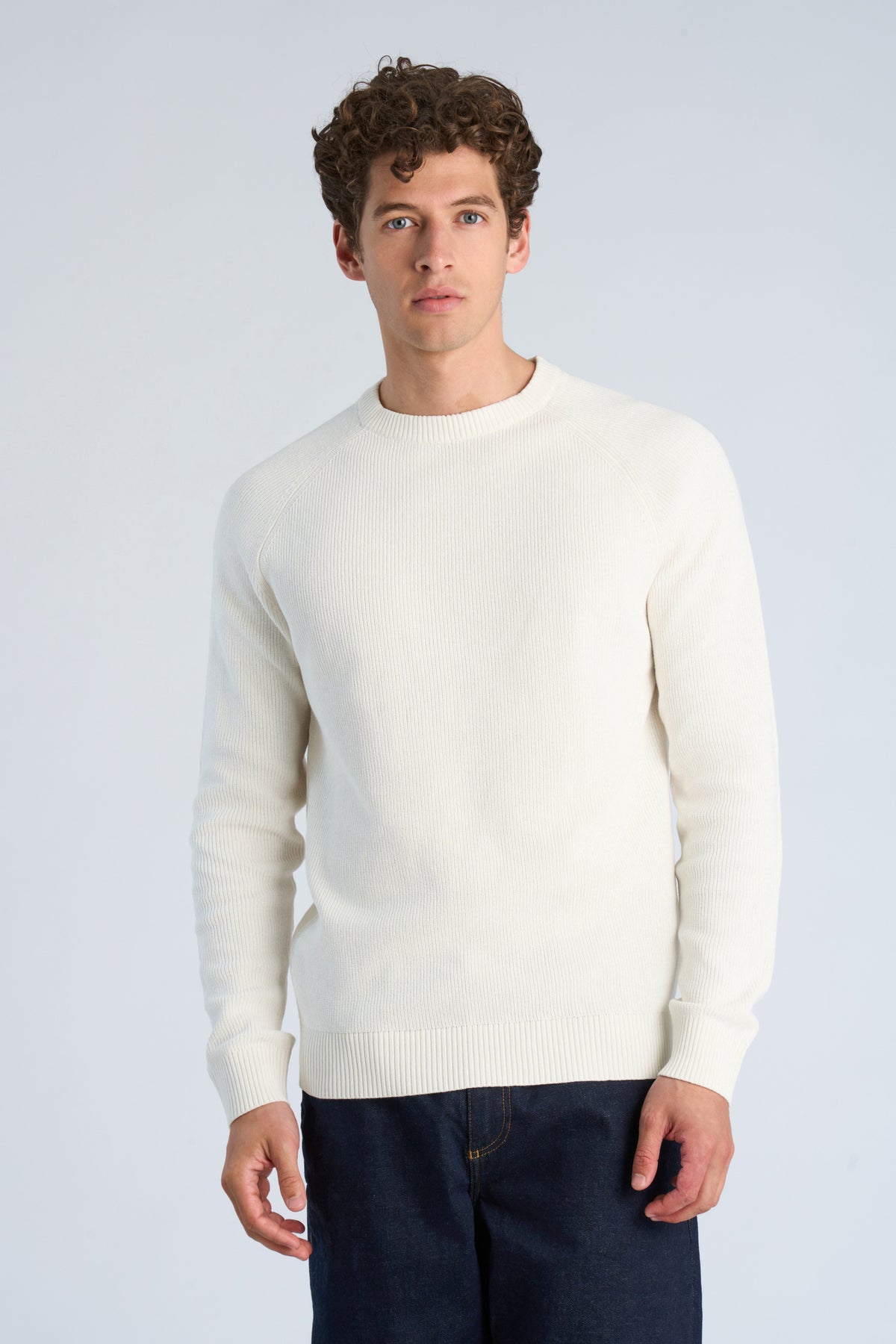 O-Neck Off White - Model upper front