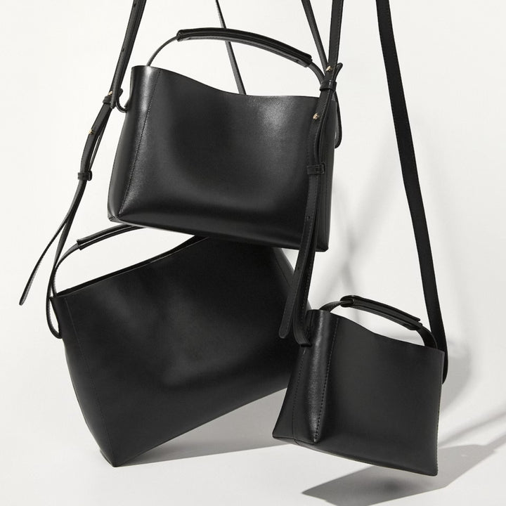 Hedda Grande Handbag- Black Leather