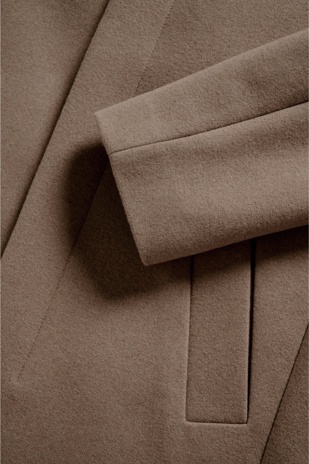 Harvey Classic Wool Coat Walnut