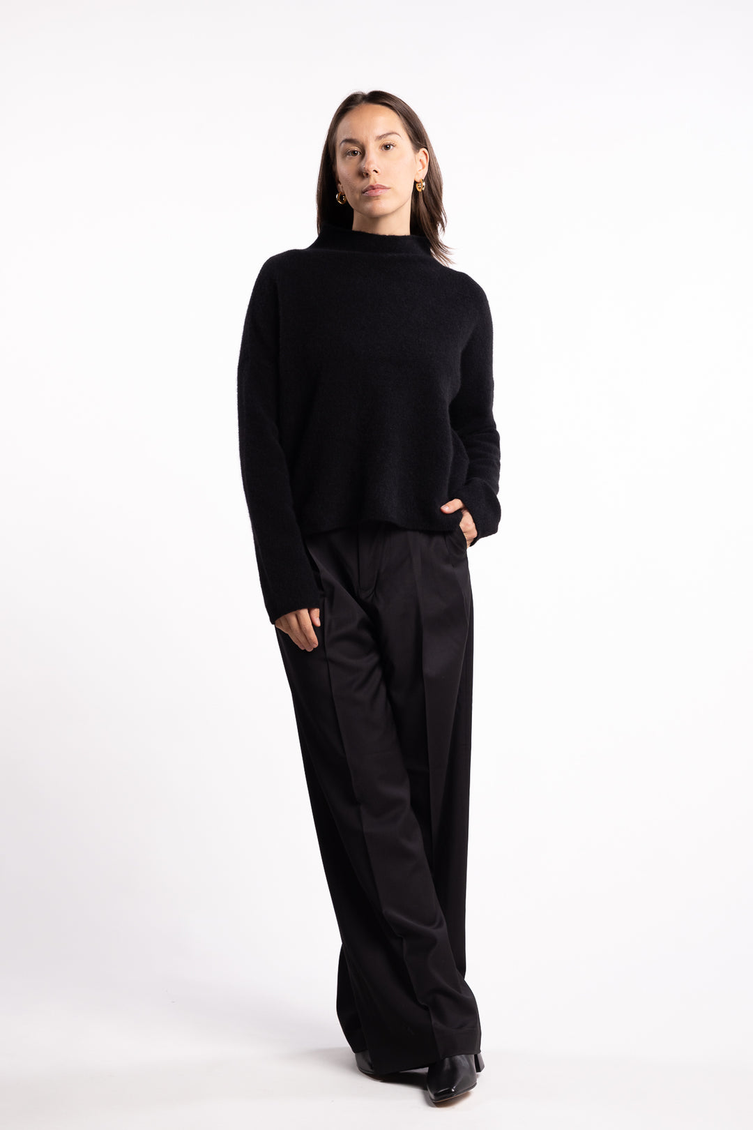 Mika Yak Funnelneck Sweater- Black