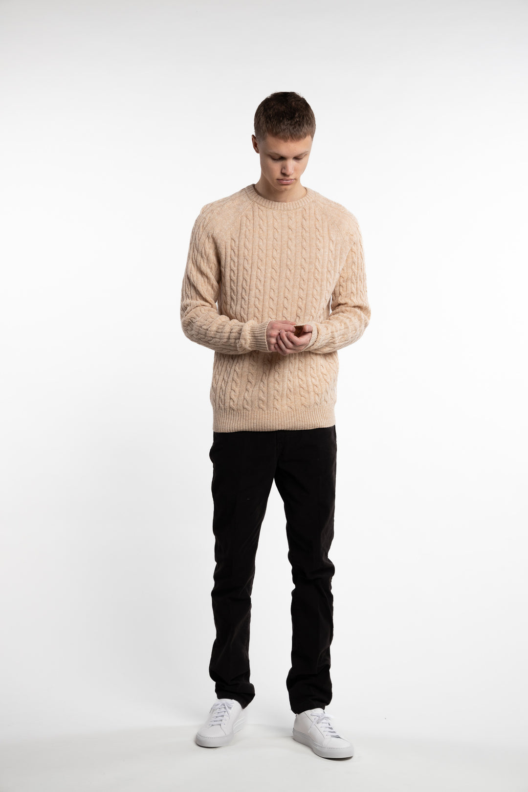 Lambswool Raglan Cable O-Neck Lt Sand